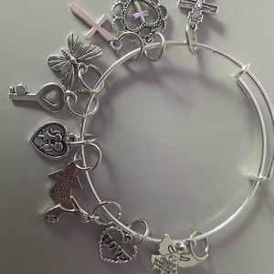 Beautiful custom bangles 💕